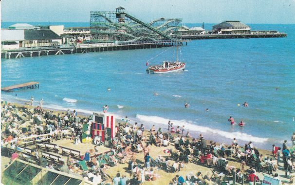 Nemo II pleasure boat departing with passengers off Clacton beach beside the Pier | Sourced by Roger Kennell, Clacton & District Local History Society